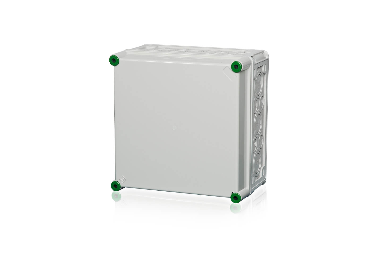 Ein Polycarbonat-Leergehäuse mit Deckel und einem transparenten Hintergrund dahinter.