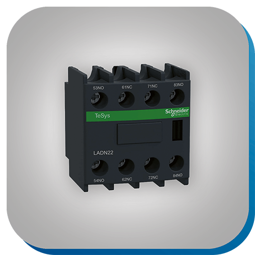 Schütz für elektrische Schaltschrankkomponenten in der Automatisierungstechnik.